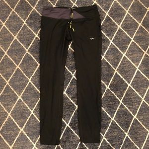 Nike leggings